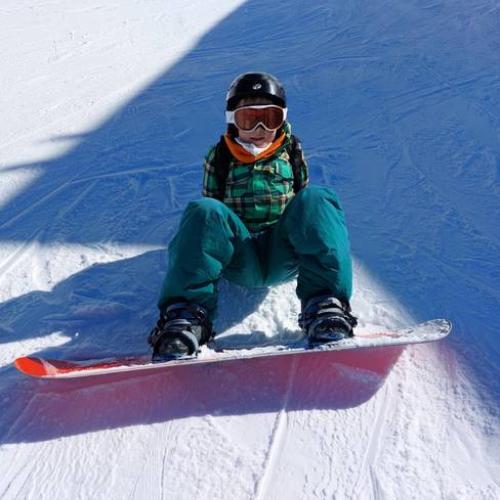 Vladimir - der einzige Snowboarder in unserer Gruppe