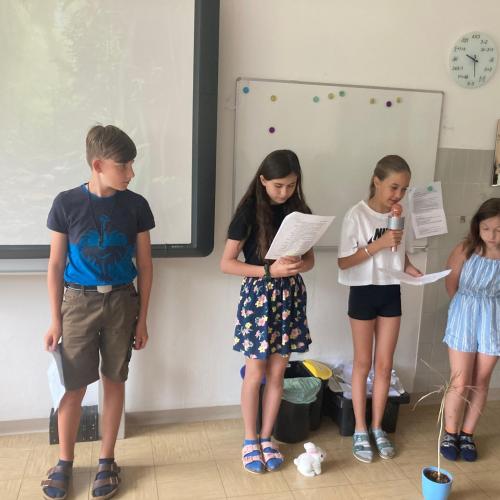 Lesetheater Gruppe 3 Erzähler