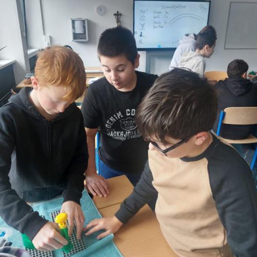 SchülerInnen bauen ein Pumpspeicherkraftwerk