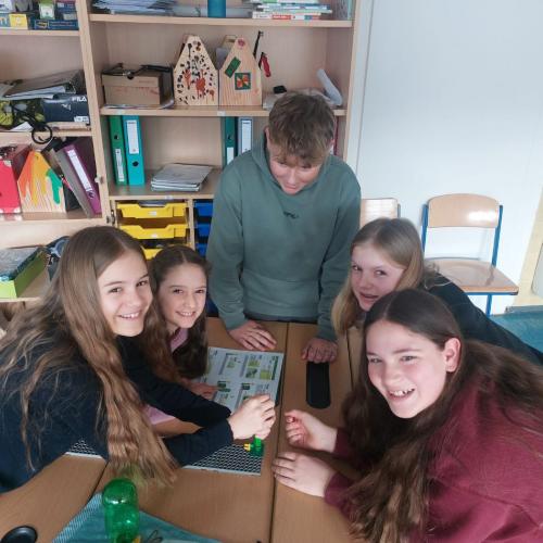 SchülerInnen bauen ein Pumpspeicherkraftwerk