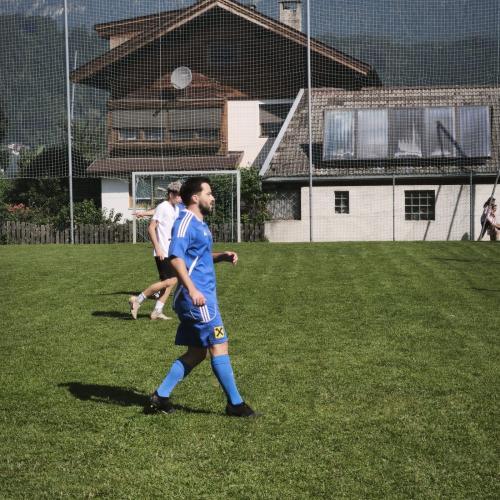 Fußballspiel: Schüler gegen Lehrer