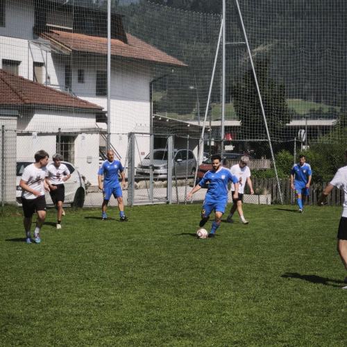 Fußballspiel: Schüler gegen Lehrer