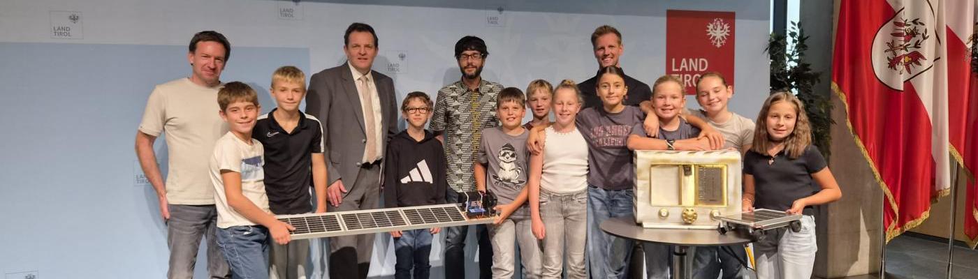 Gruppenfoto mit LR Rene Zumtobel
